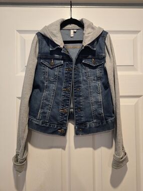 SO Girls Blue Denim Jacket with Gray Hooded Sleeves